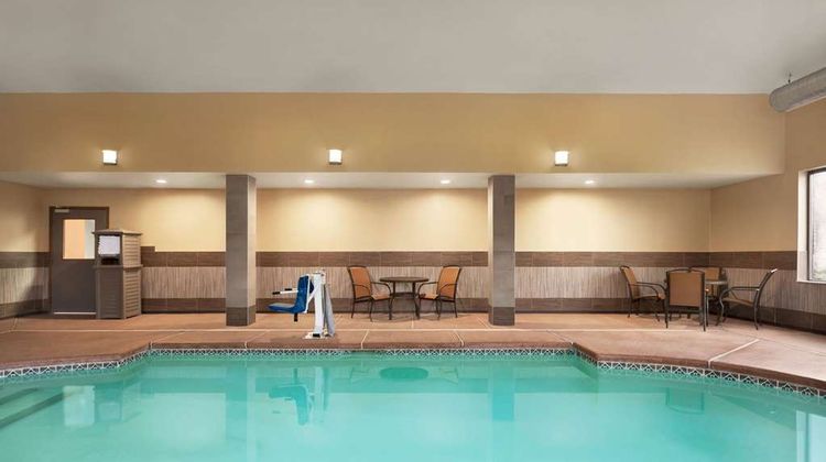 La Quinta Inn & Stes Lackawanna-Buffalo Pool