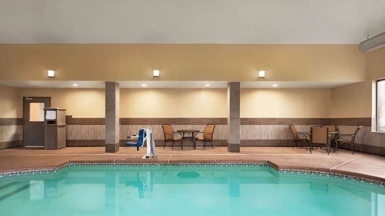 <b>La Quinta Inn & Stes Lackawanna-Buffalo Pool</b>. Images powered by <a href="https://iceportal.shijigroup.com/" title="IcePortal" target="_blank">IcePortal</a>.