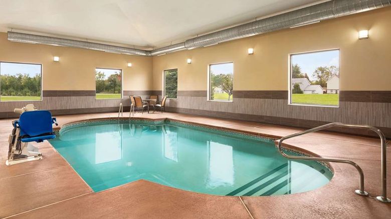 <b>La Quinta Inn & Stes Lackawanna-Buffalo Pool</b>. Images powered by <a href="https://iceportal.shijigroup.com/" title="IcePortal" target="_blank">IcePortal</a>.
