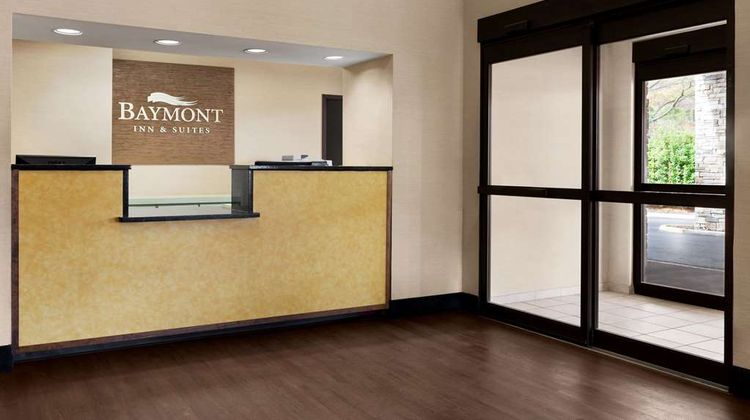 Baymont by Wyndham Rocky Mount Lobby