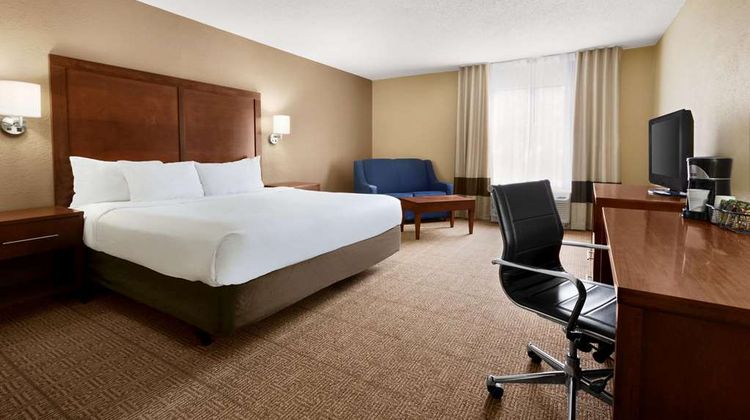 Baymont by Wyndham Rocky Mount Room