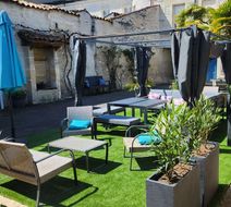 Hotel Le Cheval Blanc Exterior