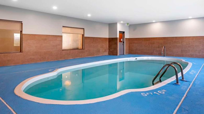 <b>Comfort Inn Kendallville East Pool</b>. Images powered by <a href="https://iceportal.shijigroup.com/" title="IcePortal" target="_blank">IcePortal</a>.