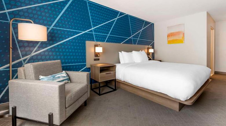 <b>Comfort Inn Kendallville East Room</b>. Images powered by <a href="https://iceportal.shijigroup.com/" title="IcePortal" target="_blank">IcePortal</a>.