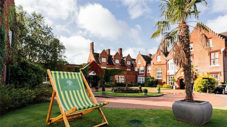 <b>Sprowston Manor Hotel Golf, Country Club Exterior</b>. Images powered by <a href="https://iceportal.shijigroup.com/" title="IcePortal" target="_blank">IcePortal</a>.