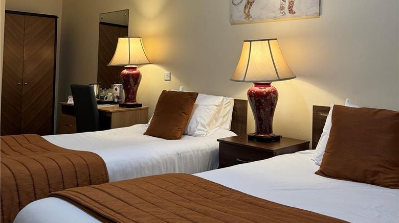 <b>Meon Valley Hotel & Country Club Room</b>. Images powered by <a href="https://iceportal.shijigroup.com/" title="IcePortal" target="_blank">IcePortal</a>.