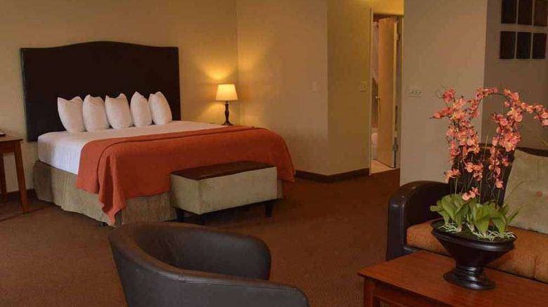 <b>Baymont by Wyndham Yakima Room</b>. Images powered by <a href="https://iceportal.shijigroup.com/" title="IcePortal" target="_blank">IcePortal</a>.