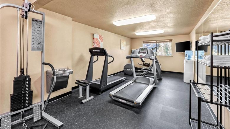 <b>Baymont by Wyndham Yakima Health</b>. Images powered by <a href="https://iceportal.shijigroup.com/" title="IcePortal" target="_blank">IcePortal</a>.