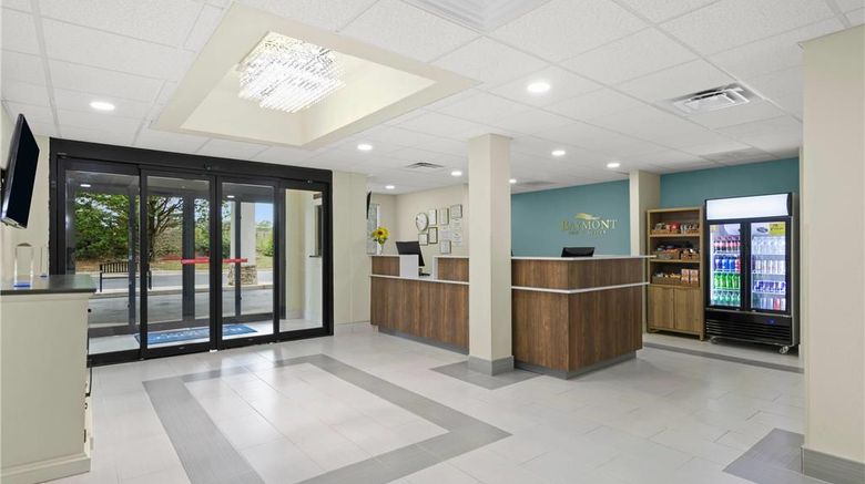 <b>Baymont by Wyndham Grovetown Lobby</b>. Images powered by <a href="https://iceportal.shijigroup.com/" title="IcePortal" target="_blank">IcePortal</a>.