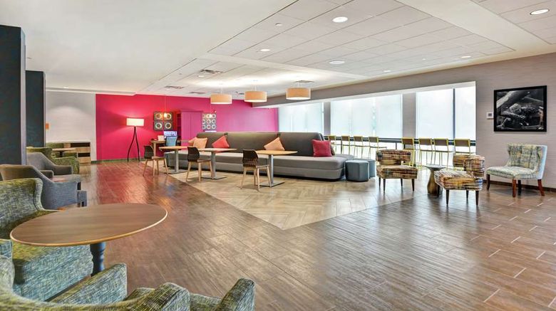 <b>Home2 Suites by Hilton Beaufort Lobby</b>. Images powered by <a href="https://iceportal.shijigroup.com/" title="IcePortal" target="_blank">IcePortal</a>.
