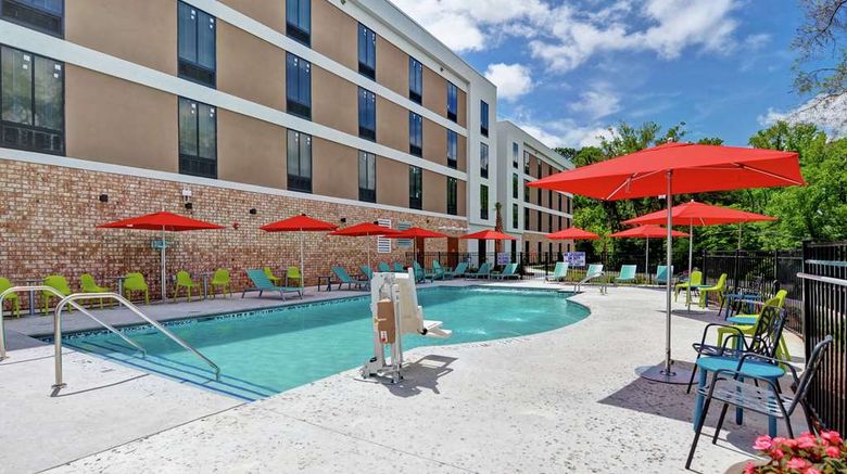 <b>Home2 Suites by Hilton Beaufort Pool</b>. Images powered by <a href="https://iceportal.shijigroup.com/" title="IcePortal" target="_blank">IcePortal</a>.