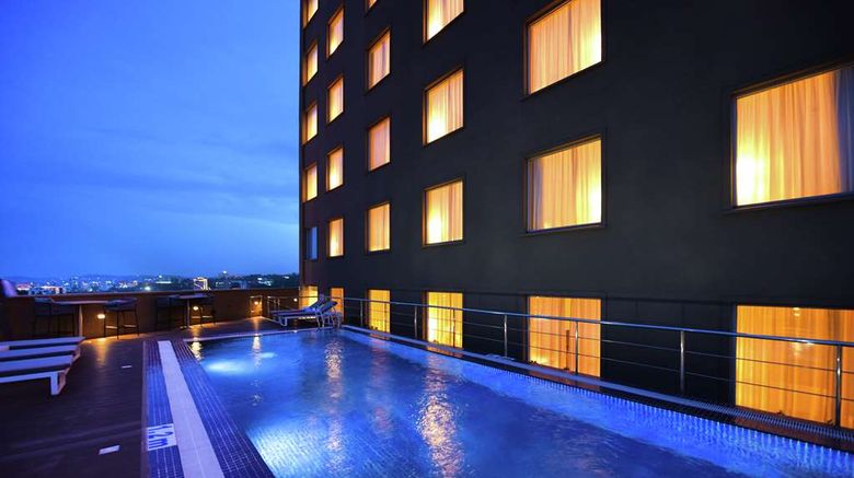 <b>Hilton Garden Inn Kampala Pool</b>. Images powered by <a href="https://iceportal.shijigroup.com/" title="IcePortal" target="_blank">IcePortal</a>.