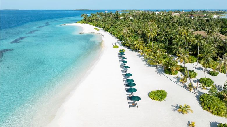 <b>SAii Lagoon Maldives, Curio by Hilton Beach</b>. Images powered by <a href="https://iceportal.shijigroup.com/" title="IcePortal" target="_blank">IcePortal</a>.