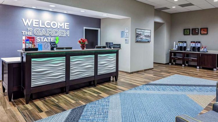 Hampton Inn Cranbury Lobby