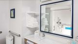 Hampton Inn Cranbury Room