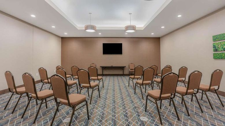 <b>La Quinta Inn & Suites Spring Meeting</b>. Images powered by <a href="https://iceportal.shijigroup.com/" title="IcePortal" target="_blank">IcePortal</a>.