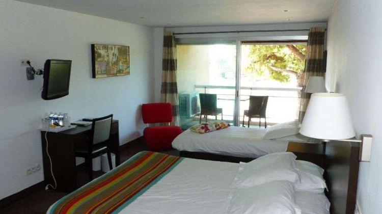 Tierce Beach Hotel Room