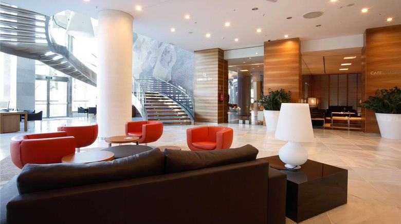 <b>Sercotel Sorolla Palace Lobby</b>. Images powered by <a href="https://iceportal.shijigroup.com/" title="IcePortal" target="_blank">IcePortal</a>.