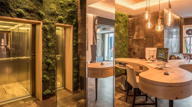 Bavaria Boutique Hotel Lobby. Images powered by <a href="https://iceportal.shijigroup.com" target="_blank" rel="noopener">Ice Portal</a>.