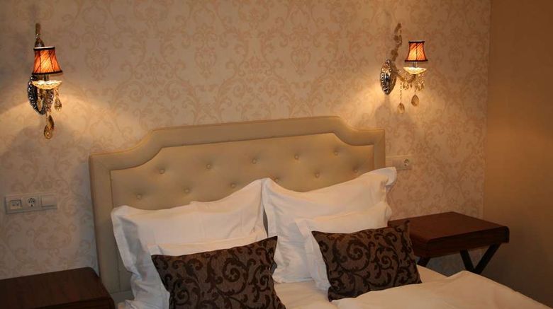 <b>Hotel Capitulum Room</b>. Images powered by <a href="https://iceportal.shijigroup.com/" title="IcePortal" target="_blank">IcePortal</a>.