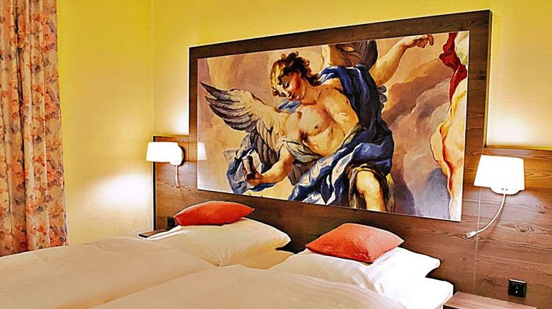 <b>Retro-Art-Hotel Luenen Room</b>. Images powered by <a href="https://iceportal.shijigroup.com/" title="IcePortal" target="_blank">IcePortal</a>.