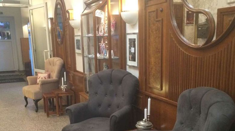 <b>Astor Hotel Lobby</b>. Images powered by <a href="https://iceportal.shijigroup.com/" title="IcePortal" target="_blank">IcePortal</a>.