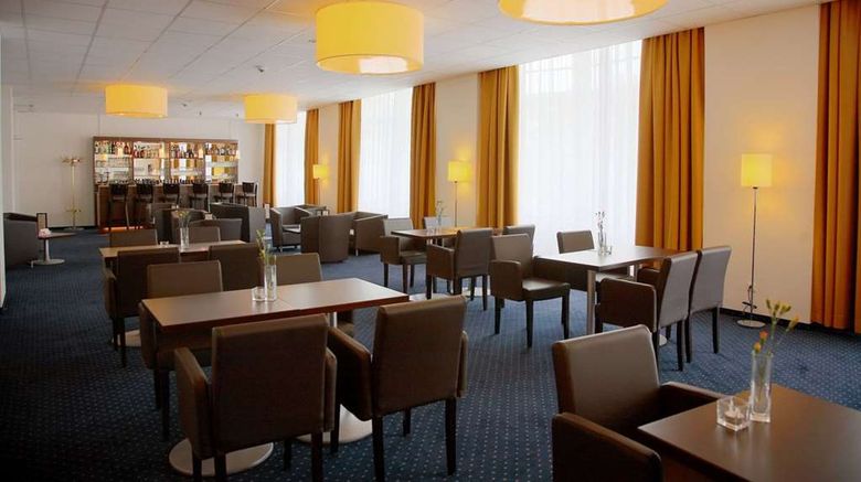 <b>Royal International Leipzig Restaurant</b>. Images powered by <a href="https://iceportal.shijigroup.com/" title="IcePortal" target="_blank">IcePortal</a>.