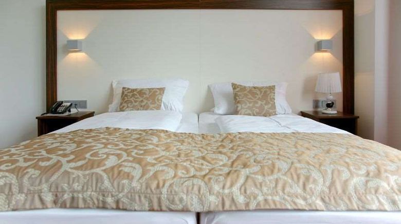 <b>Royal International Leipzig Room</b>. Images powered by <a href="https://iceportal.shijigroup.com/" title="IcePortal" target="_blank">IcePortal</a>.