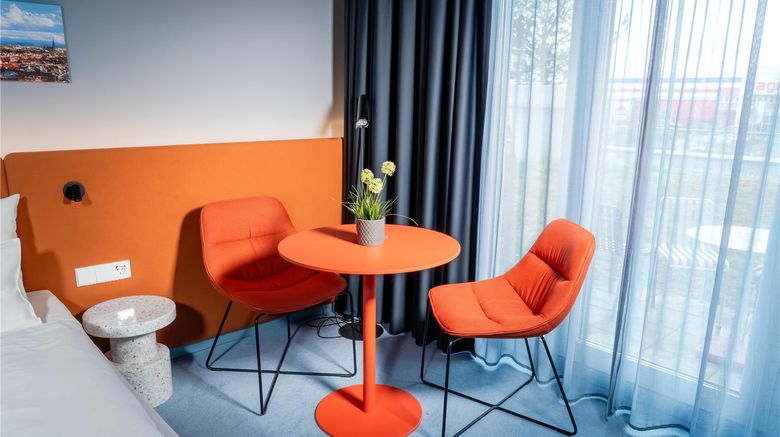 <b>Stay2Munich Hotel & Serviced Apartments Room</b>. Images powered by <a href="https://iceportal.shijigroup.com/" title="IcePortal" target="_blank">IcePortal</a>.
