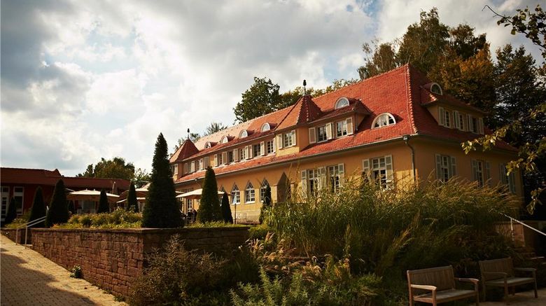 <b>Waldhotel Stuttgart Exterior</b>. Images powered by <a href="https://iceportal.shijigroup.com/" title="IcePortal" target="_blank">IcePortal</a>.