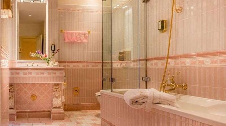 <b>Schlosshotel Roemischer Kaiser Wien Room</b>. Images powered by <a href="https://iceportal.shijigroup.com/" title="IcePortal" target="_blank">IcePortal</a>.