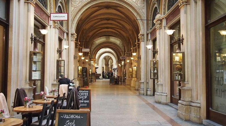 <b>Schlosshotel Roemischer Kaiser Wien Other</b>. Images powered by <a href="https://iceportal.shijigroup.com/" title="IcePortal" target="_blank">IcePortal</a>.