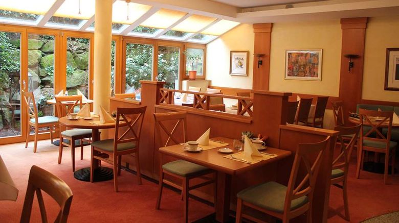 <b>Astralis Hotel Domizil Restaurant</b>. Images powered by <a href="https://iceportal.shijigroup.com/" title="IcePortal" target="_blank">IcePortal</a>.