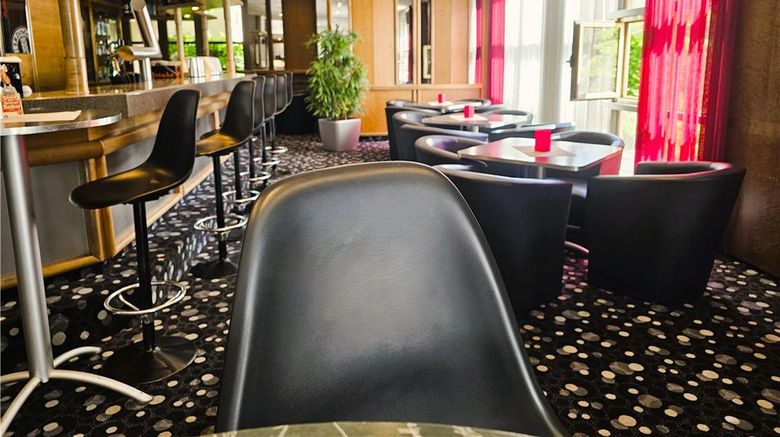 <b>Arvena Park Hotel Restaurant</b>. Images powered by <a href="https://iceportal.shijigroup.com/" title="IcePortal" target="_blank">IcePortal</a>.