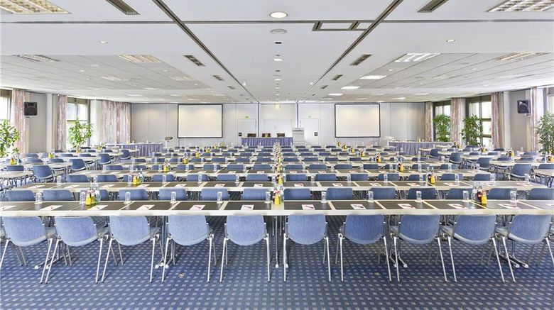 <b>Arvena Park Hotel Meeting</b>. Images powered by <a href="https://iceportal.shijigroup.com/" title="IcePortal" target="_blank">IcePortal</a>.
