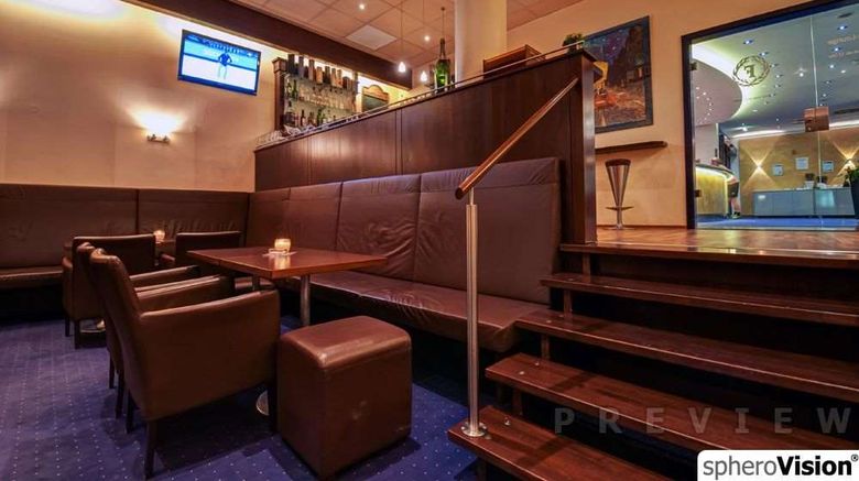 <b>City Hotel Reutlingen Restaurant</b>. Images powered by <a href="https://iceportal.shijigroup.com/" title="IcePortal" target="_blank">IcePortal</a>.