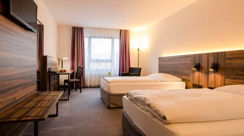 <b>City Hotel Reutlingen Room</b>. Images powered by <a href="https://iceportal.shijigroup.com/" title="IcePortal" target="_blank">IcePortal</a>.