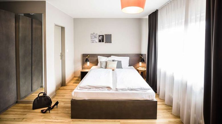 <b>BOLD Hotel Frankfurt Messe Room</b>. Images powered by <a href="https://iceportal.shijigroup.com/" title="IcePortal" target="_blank">IcePortal</a>.