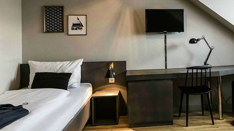 <b>BOLD Hotel Frankfurt Messe Room</b>. Images powered by <a href="https://iceportal.shijigroup.com/" title="IcePortal" target="_blank">IcePortal</a>.