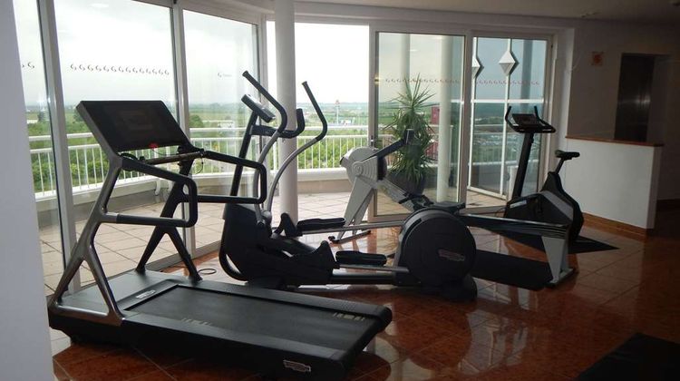 Globana Airport Hotel Health