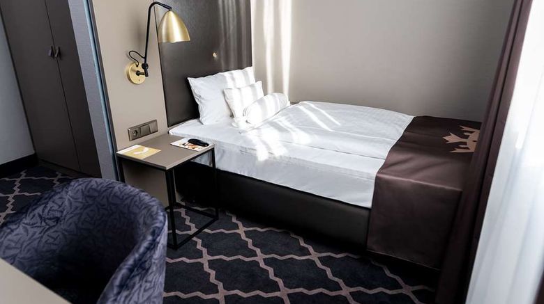 <b>Hotel Kaiserhof Room</b>. Images powered by <a href="https://iceportal.shijigroup.com/" title="IcePortal" target="_blank">IcePortal</a>.