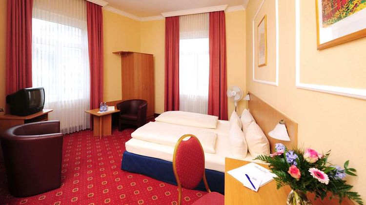 Hotel Koenigshof Room
