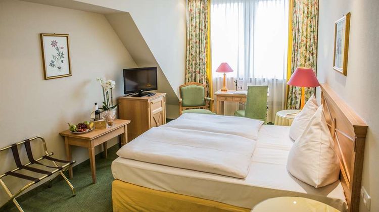 Central Hotel Kaiserhof Room