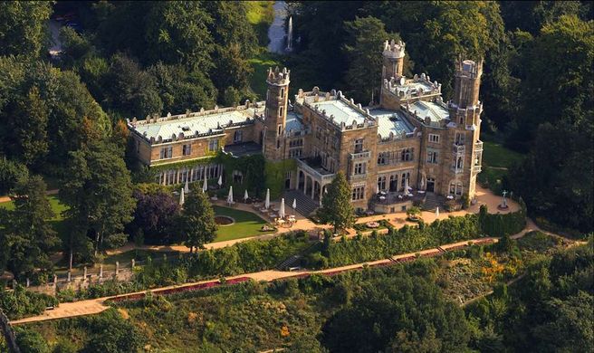 Hotel Schloss Eckberg Exterior