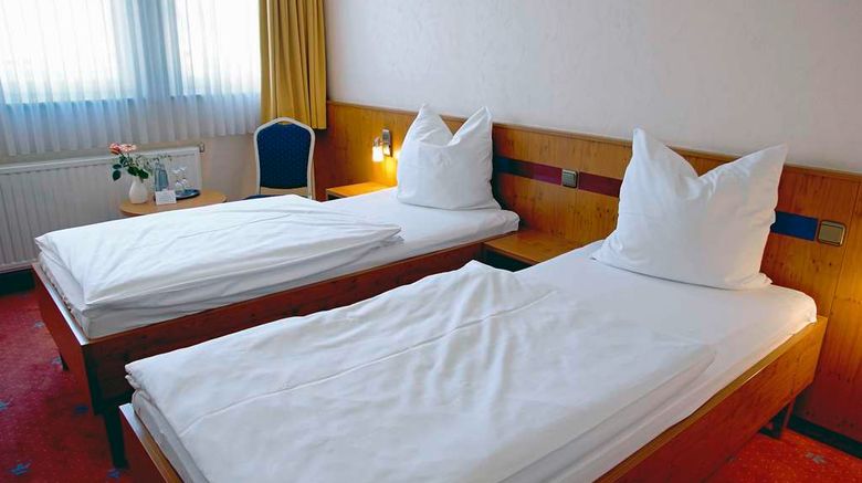 <b>Avalon Hotelpark Koenigshof Room</b>. Images powered by <a href="https://iceportal.shijigroup.com/" title="IcePortal" target="_blank">IcePortal</a>.
