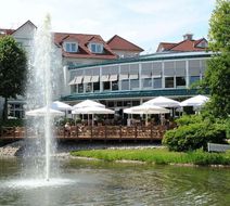 Court Hotel Exterior
