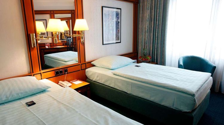 Hotel Amadeus Room