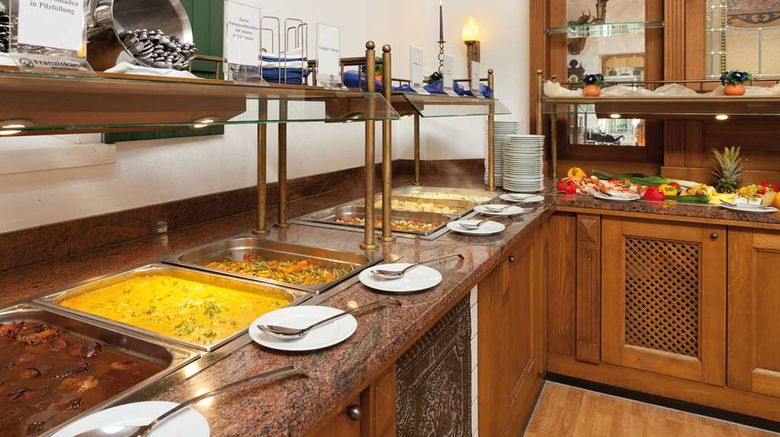<b>Morada Hotel Isetal Restaurant</b>. Images powered by <a href="https://iceportal.shijigroup.com/" title="IcePortal" target="_blank">IcePortal</a>.