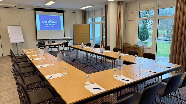 <b>AMBER RESIDENZ Bavaria Meeting</b>. Images powered by <a href="https://iceportal.shijigroup.com/" title="IcePortal" target="_blank">IcePortal</a>.