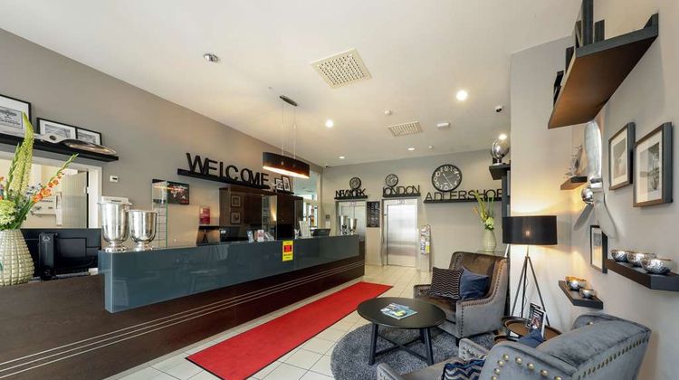 Airporthotel Berlin Adlershof Lobby